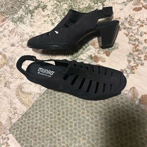 Munro Black Cutout Mules